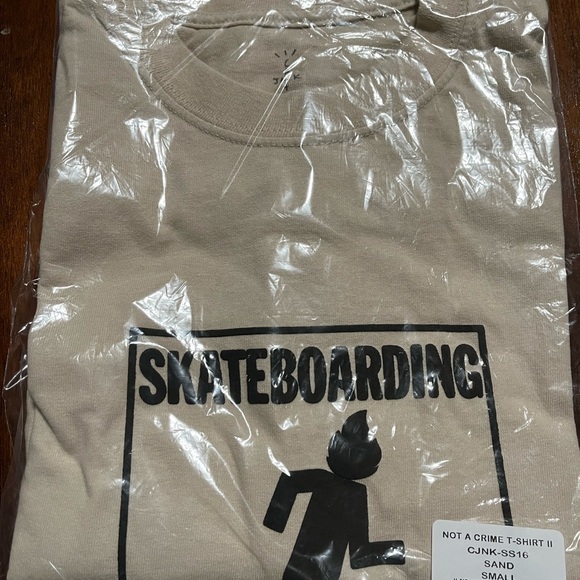 Selling Travis Scott merchandise - Picture 2 of 2